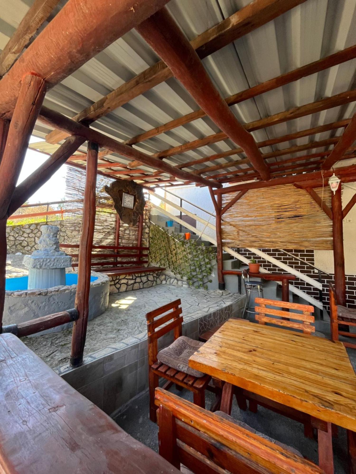 Apartman Denis Una Luzine Exterior foto